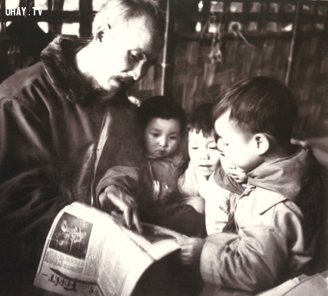 Bức tranh đẹp nhất về Bác Hồ và thiếu nhi