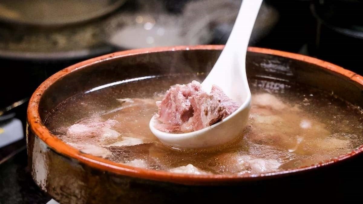 Discover the Best Way to Store Bone Broth in the Fridge