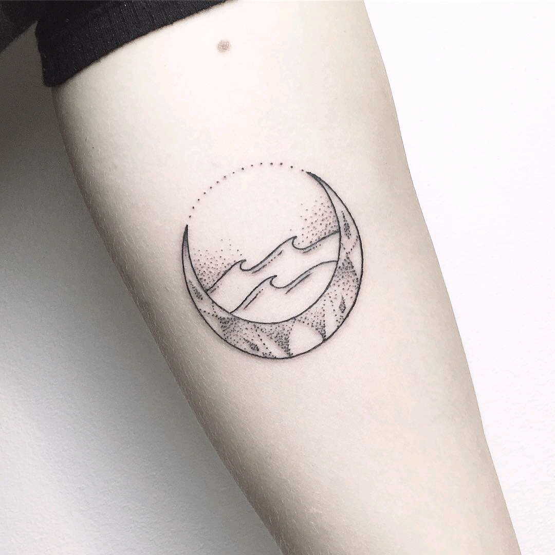 Những ý tưởng Moon tattoo đầy sáng tạo và ý nghĩa