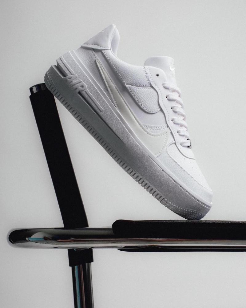 nearest nike factory shop