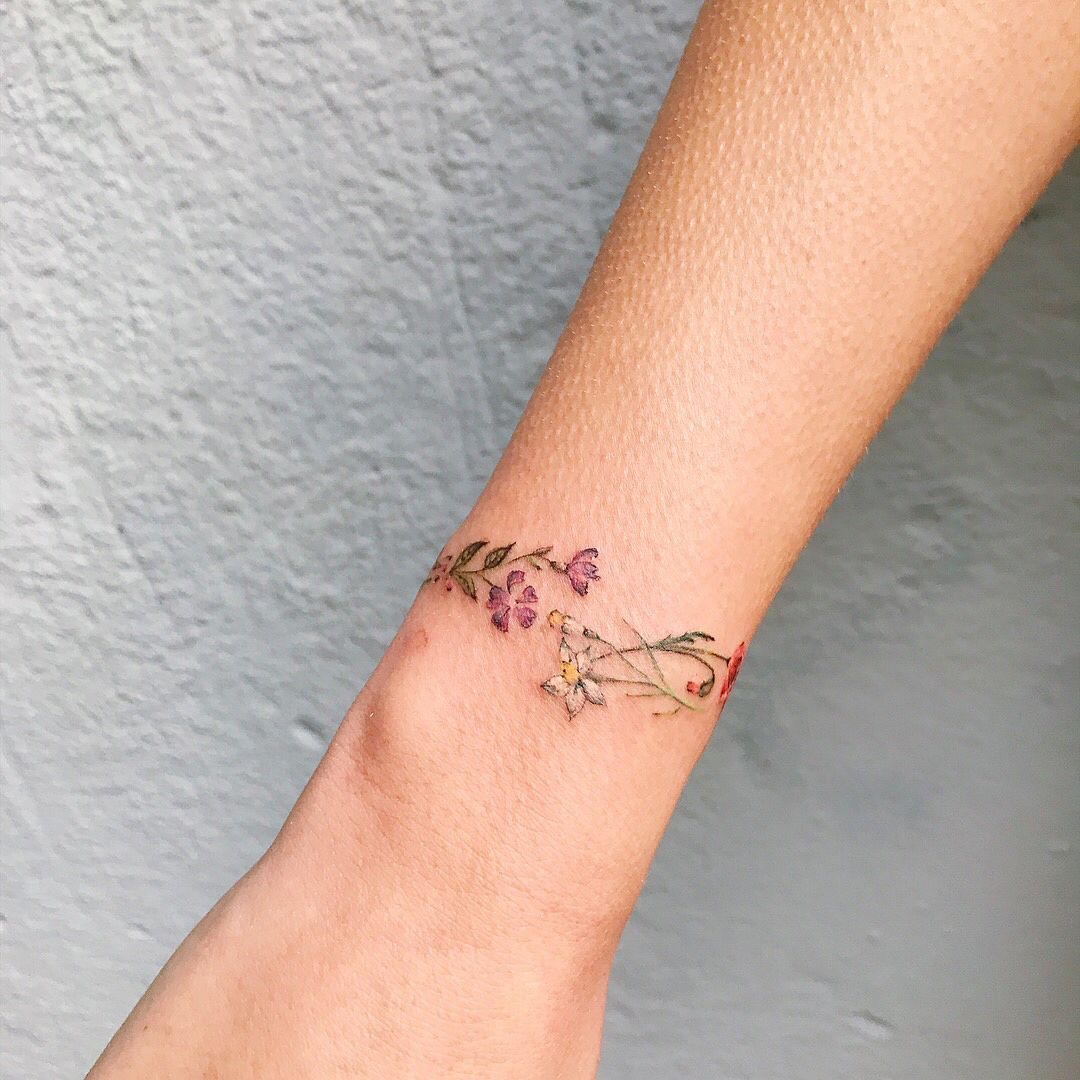 19 top Leaf Wrap around Wrist Tattoo ideas in 2024