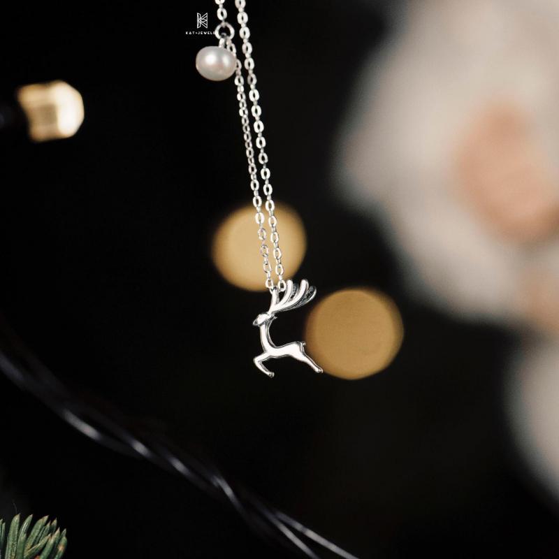 Discover the top 6 most beautiful and reputable silver jewelry stores