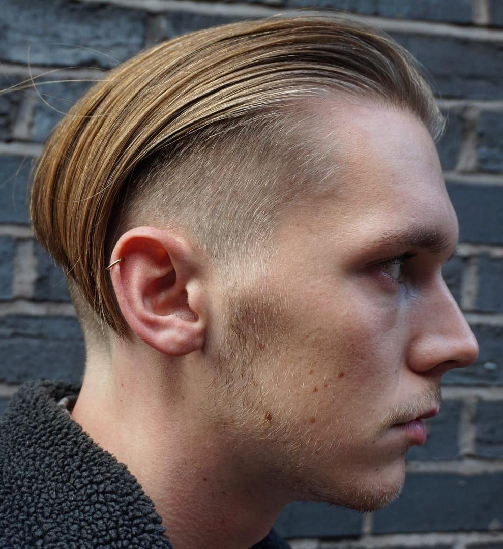 Side Swept Disconnected Undercut : r/HairStyle