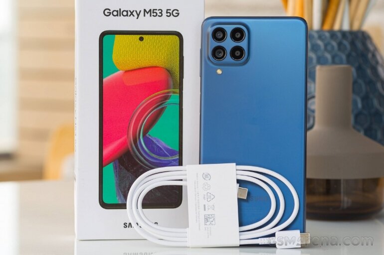 Mặc dù giá bán của Samsung Galaxy M53 5G không hề rẻ nhưng lại mang đến một loạt tính năng ấn tượng.