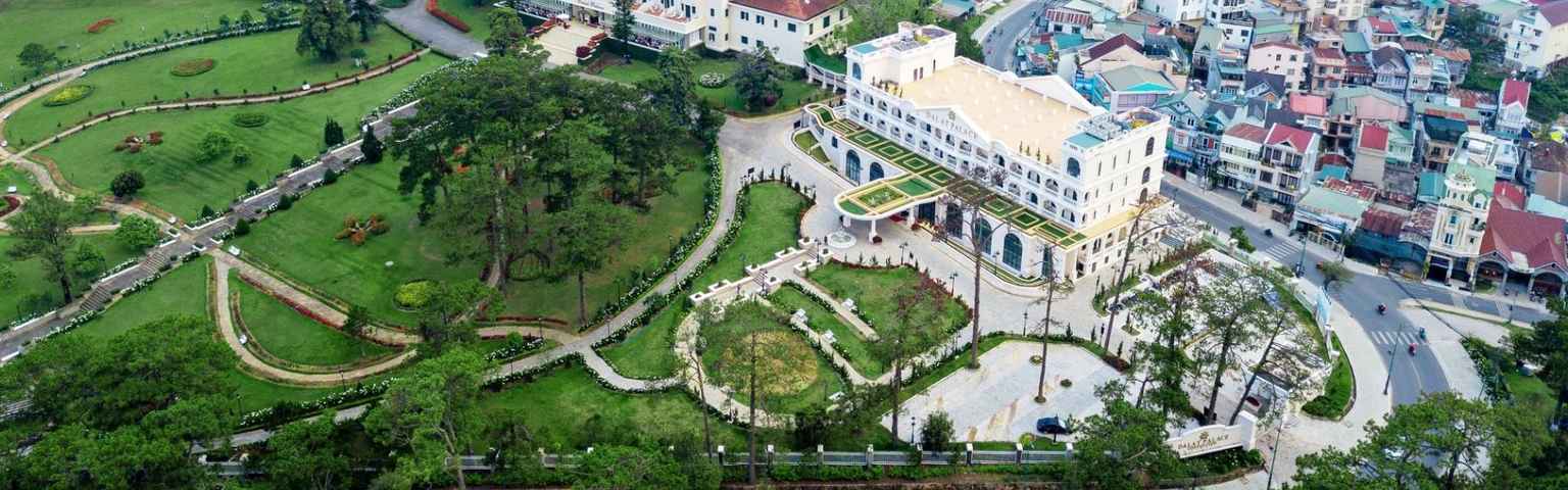 Explore Dalat Palace Heritage Hotel with Mytour