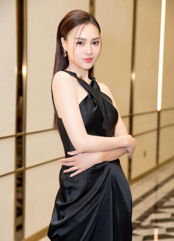 Top 10 Female Artists Born in 1990 Beloved by Many - Mytour.vn