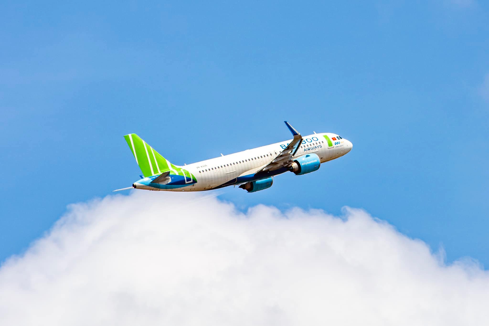 Bamboo Airways commemorates the 1st anniversary of its Ho Chi Minh City