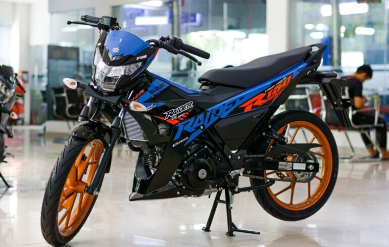 So sánh Suzuki Raider R150 và Suzuki GSX-R150 năm 2021