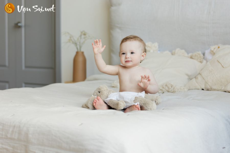Con gái sinh vào ngày rằm ảnh hưởng thế nào? Phân tích về tính cách và vận mệnh