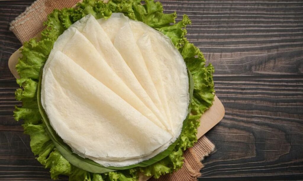 How many calories does banh trang have? Does eating banh trang cause