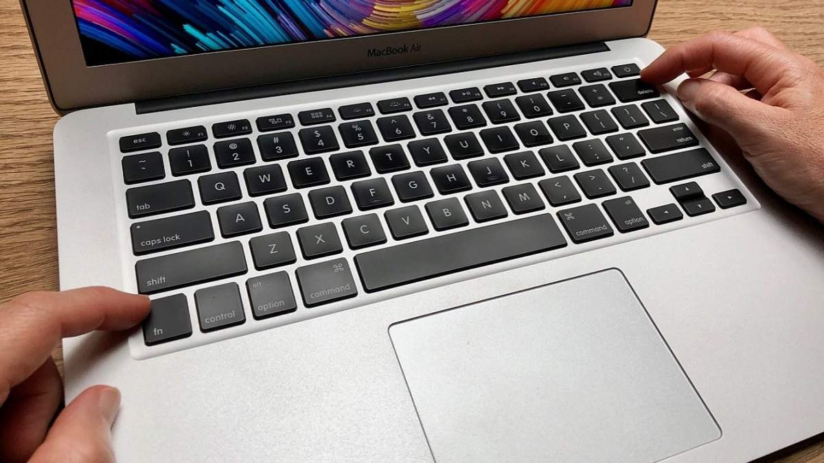 Easy And Quick Guide To Delete Photos On Macbook easy-and-quick-guide-to-delete-photos-on-macbook