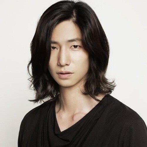 50 Popular Korean Hairstyles For Men To Copy in 2024