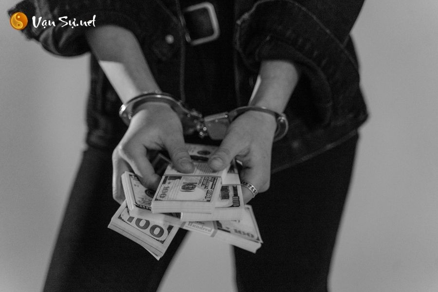 Sự bí ẩn đằng sau giấc mơ về việc ăn trộm