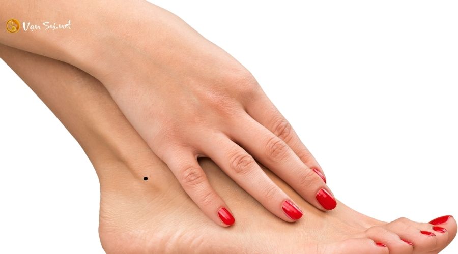 Khám phá ý nghĩa của 7 vị trí nốt ruồi ở bàn chân, điềm báo về may mắn và sự an lành