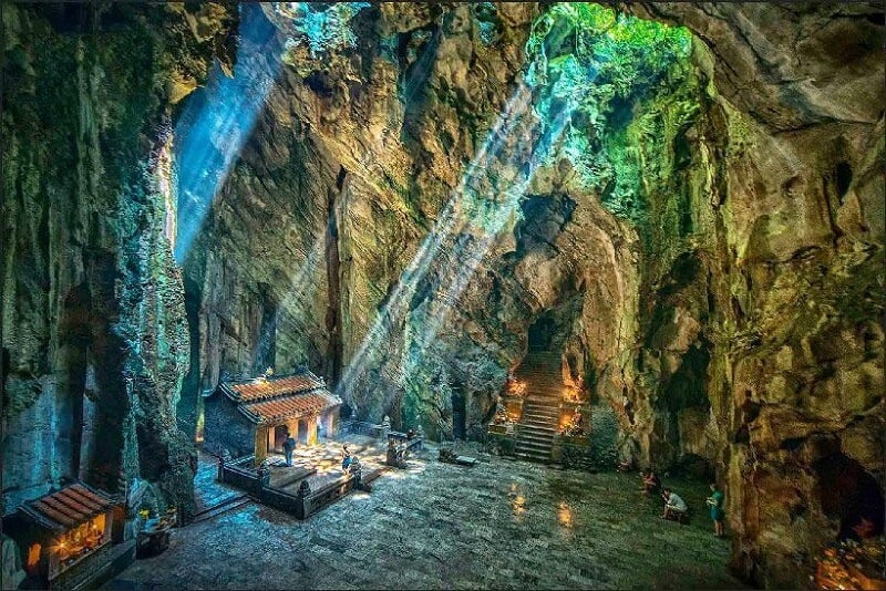 Huyen Cong Cave