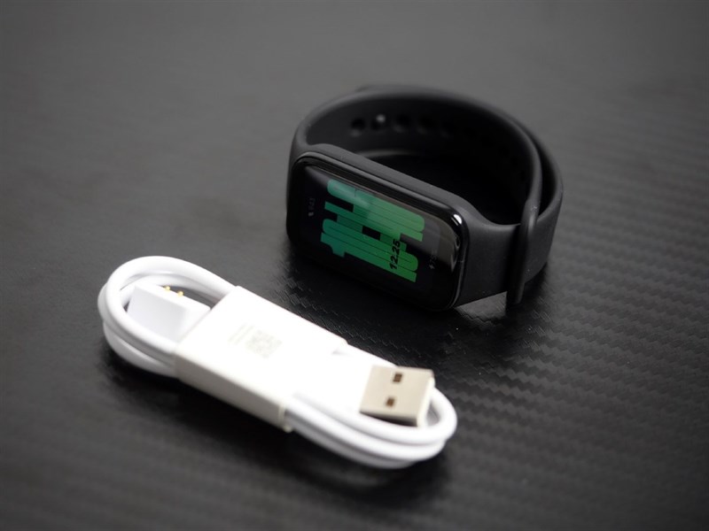 Redmi Smart Band 2 by Xiaomi - Unboxing and Hands-On 
