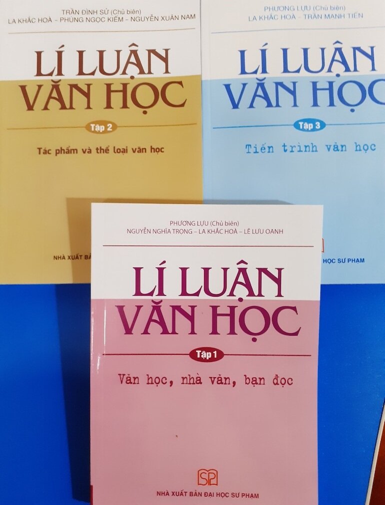 Lý Luận Văn Học Là Gì?