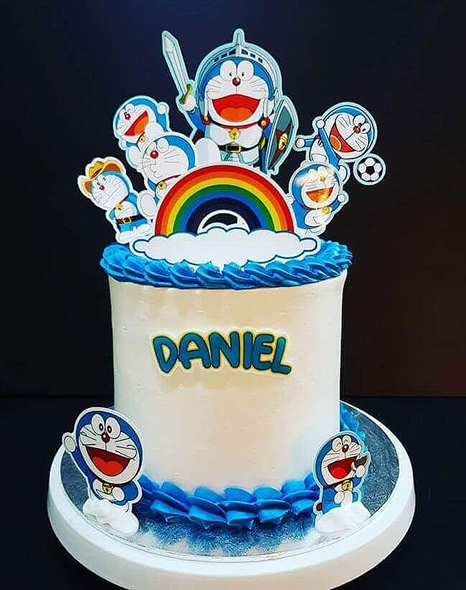 Doremon Theme kids Cake - Local Gift Wala