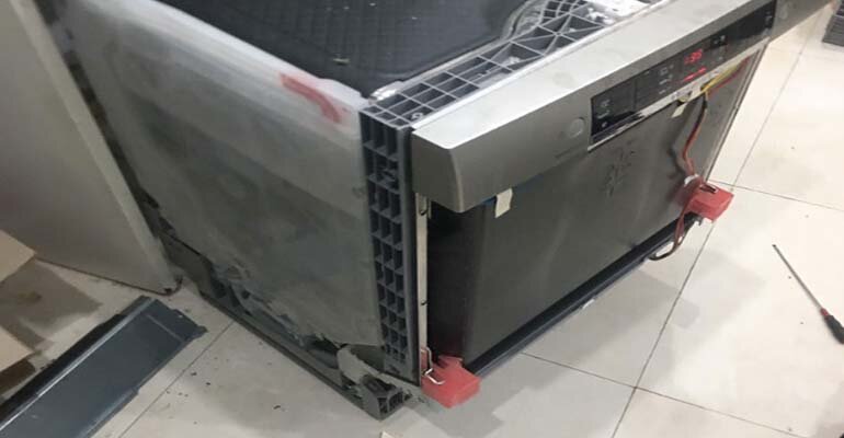 Reasons and Solutions for Bosch Dishwasher Error E14 Mytour.vn