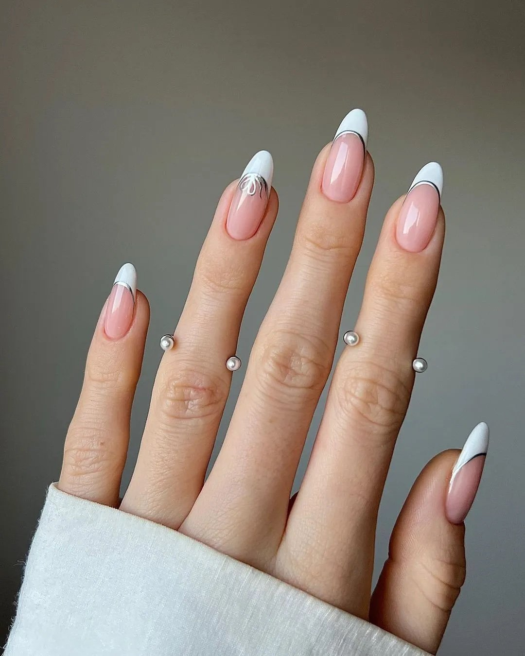115+ Best Elegant and Simple Nail Designs With Diamonds