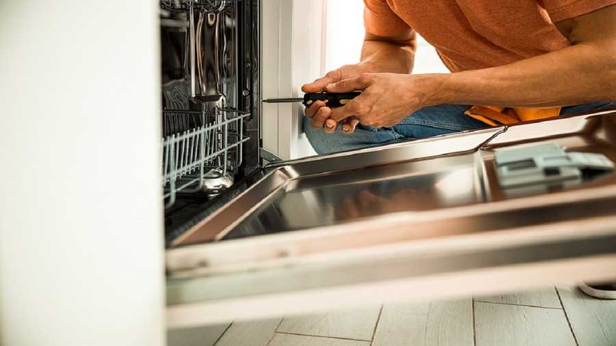 Top rack of dishwasher not best sale getting water