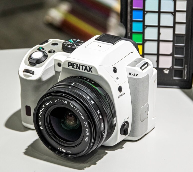 Review of Pentax KS2 The Most Powerful DSLR for Beginners! Mytour.vn