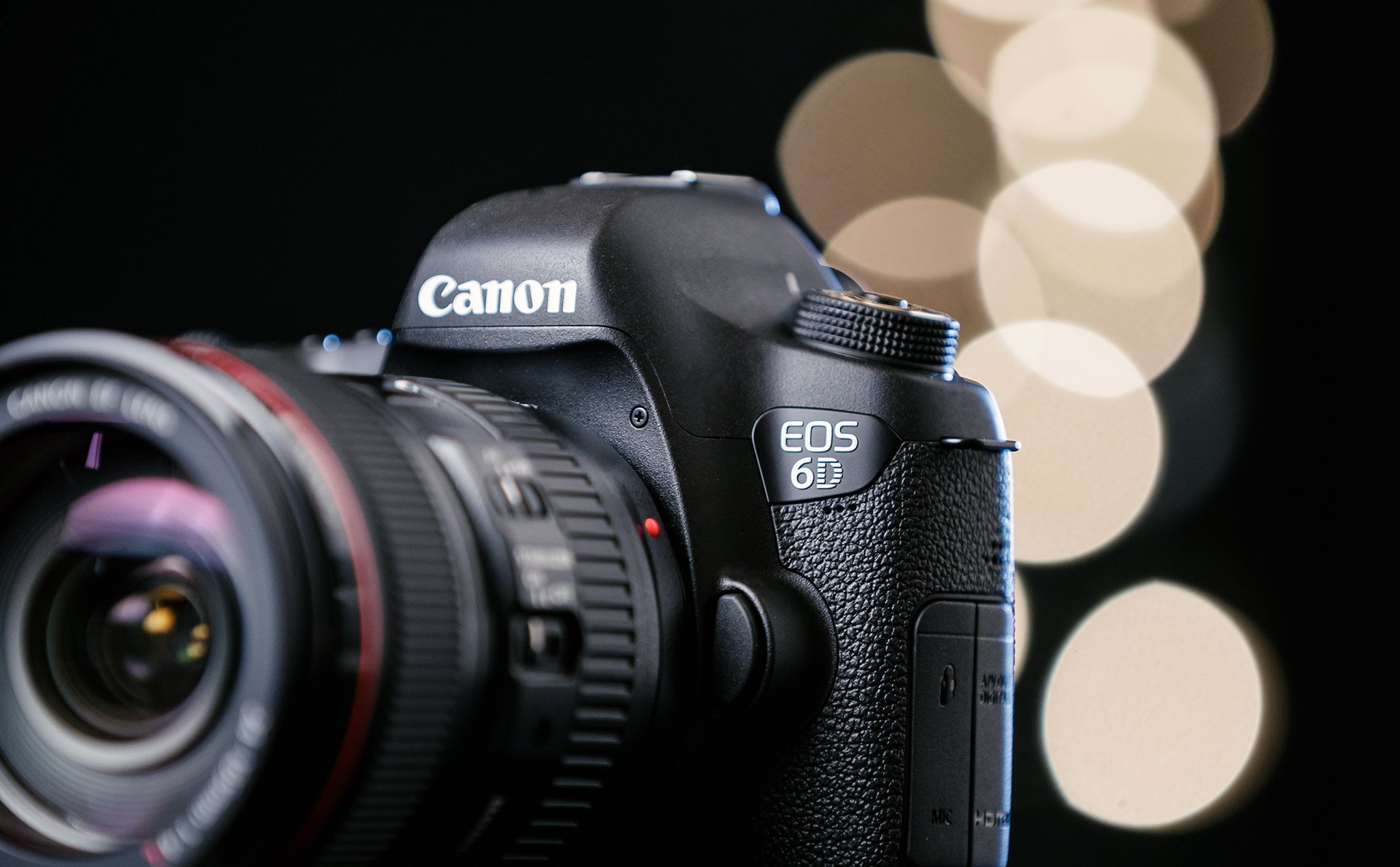 Đánh giá Canon EOS 6D Mark II - nối tiếp bước huyền thoại