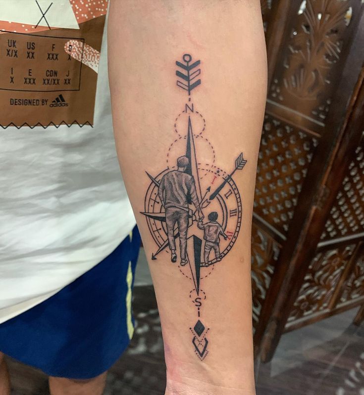 World Compass | Earth tattoo, Geometric earth tattoo, Geometric compass  tattoo