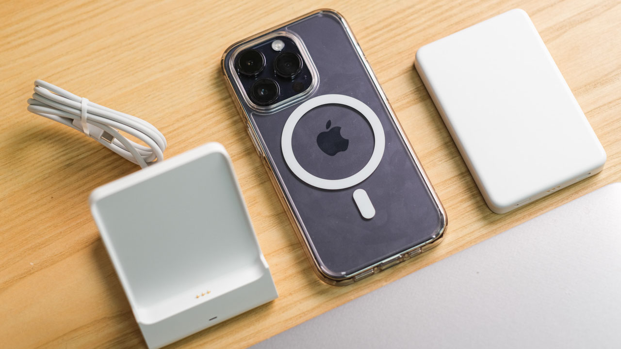 Hands-on with Xiaomi's MagSafe Power Bank for iPhone: Domestic Selling ...