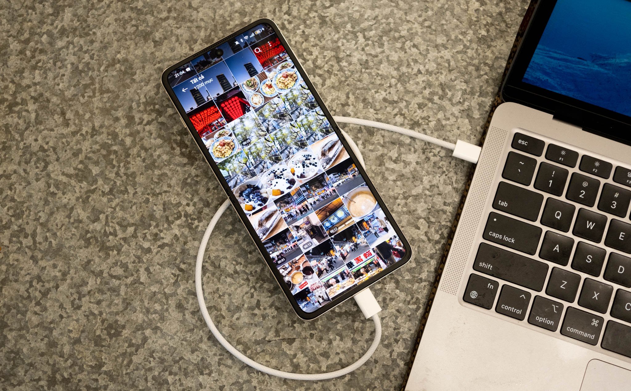 Using Image Capture to transfer files from Android to MacBook is a breeze with the builtin app