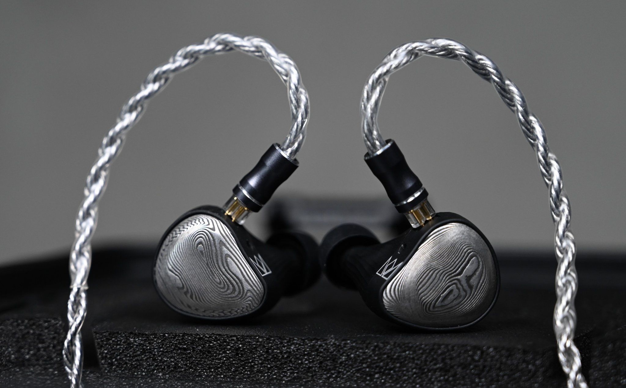Hands-on with Noble Viking Ragnar: 10 drivers, backplate made of