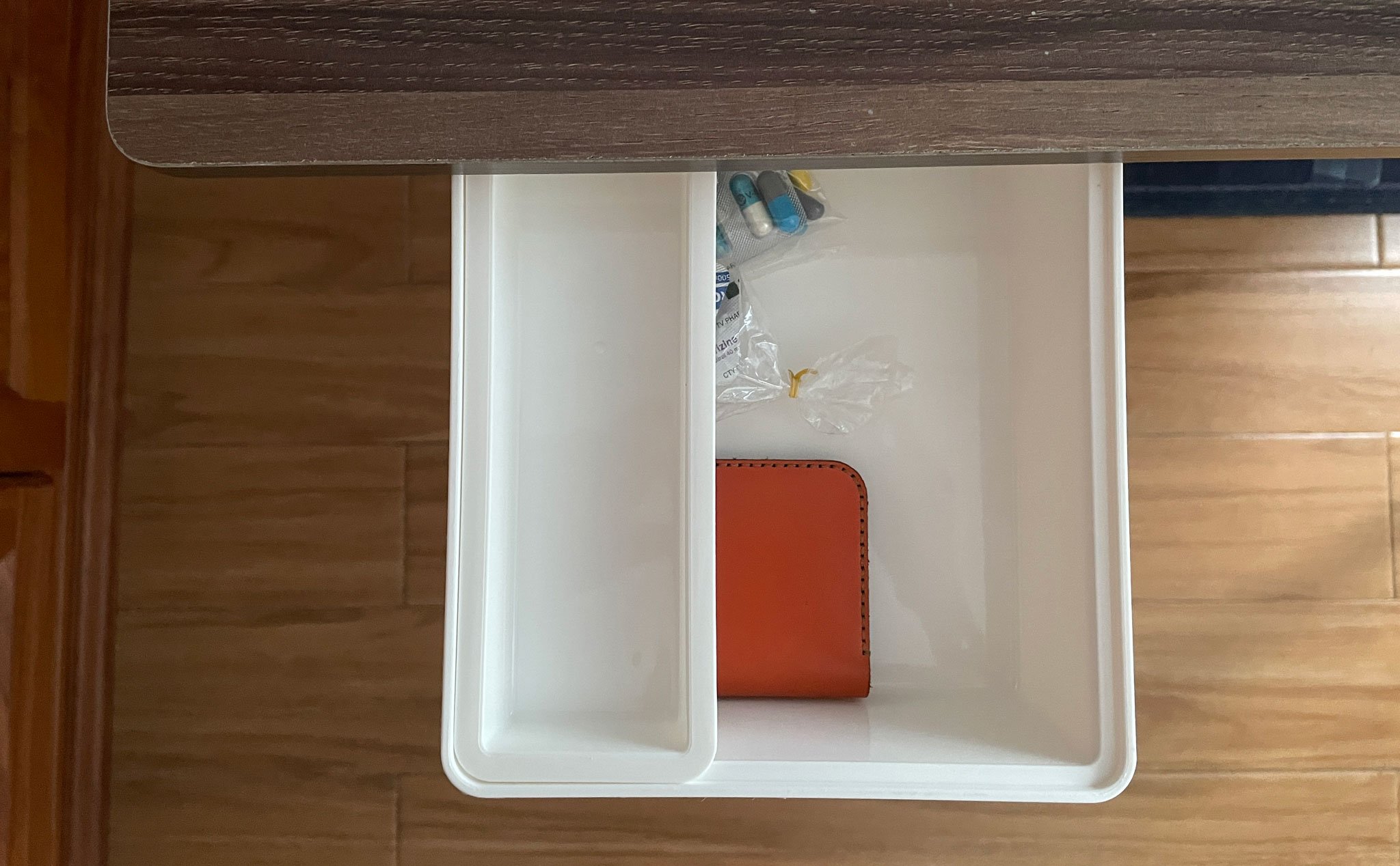 Mobile Desk Organizer Ideal for desks without drawers, compact