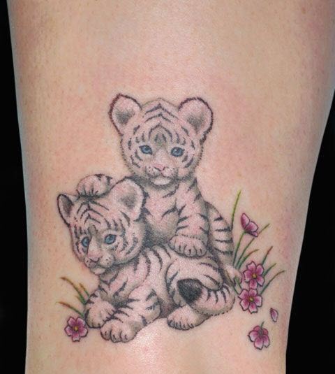 Cat Japanese tiger tattoo design drawing' Baby Bib | Spreadshirt