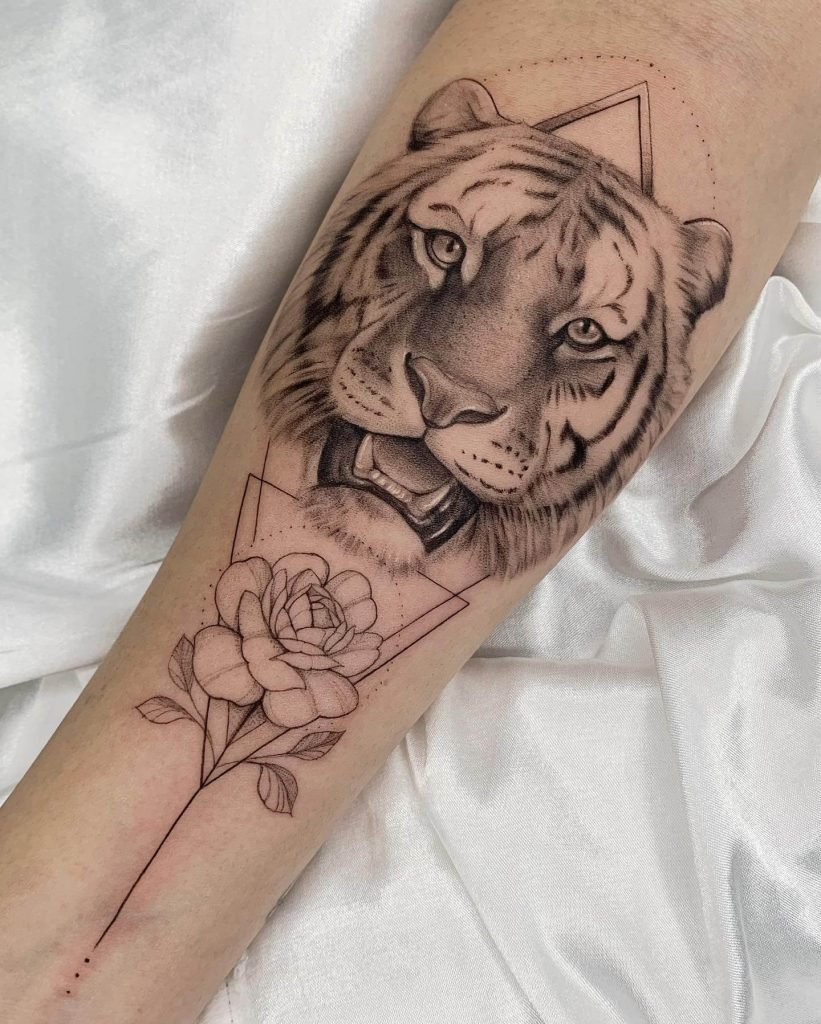 Stunning Tiger Tattoo Design