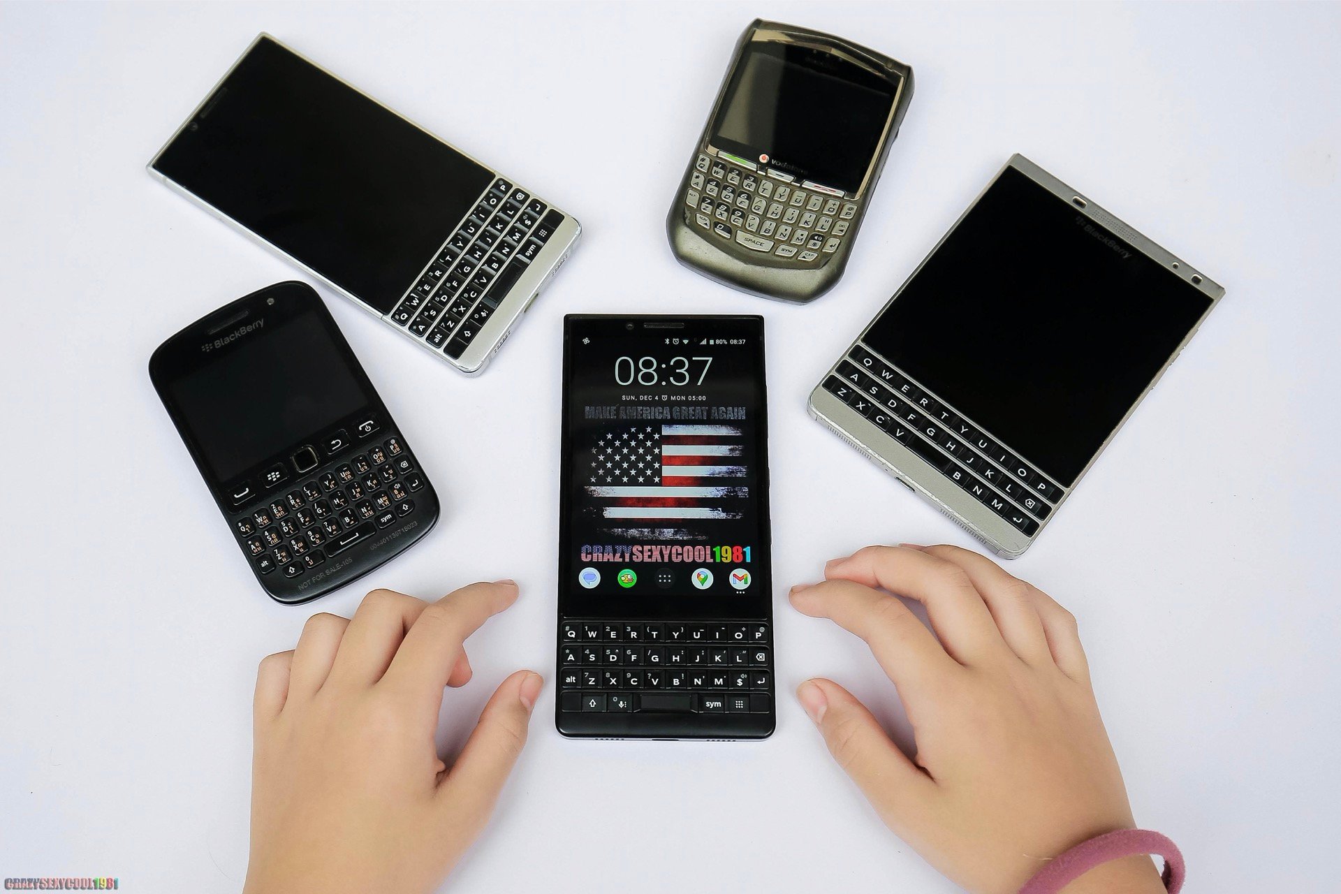 Điện thoại BlackBerry 'đại hạ giá' - VnExpress Số hóa