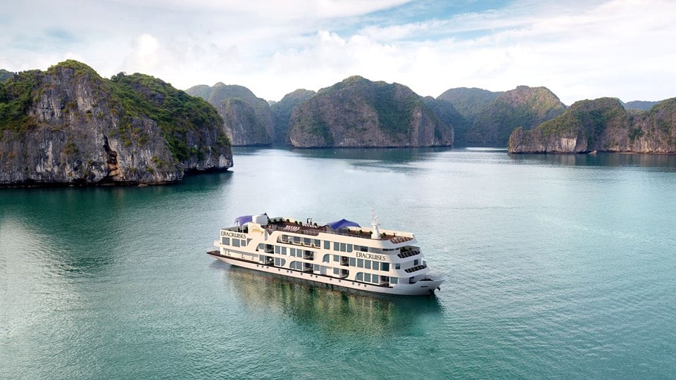 Experience 2D1N on the luxurious Era Cat Ba 5-star cruise with 3 meals ...