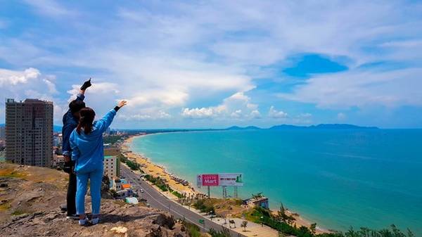 Weekend getaway to Vung Tau: Enjoying the breeze and ocean view from ...