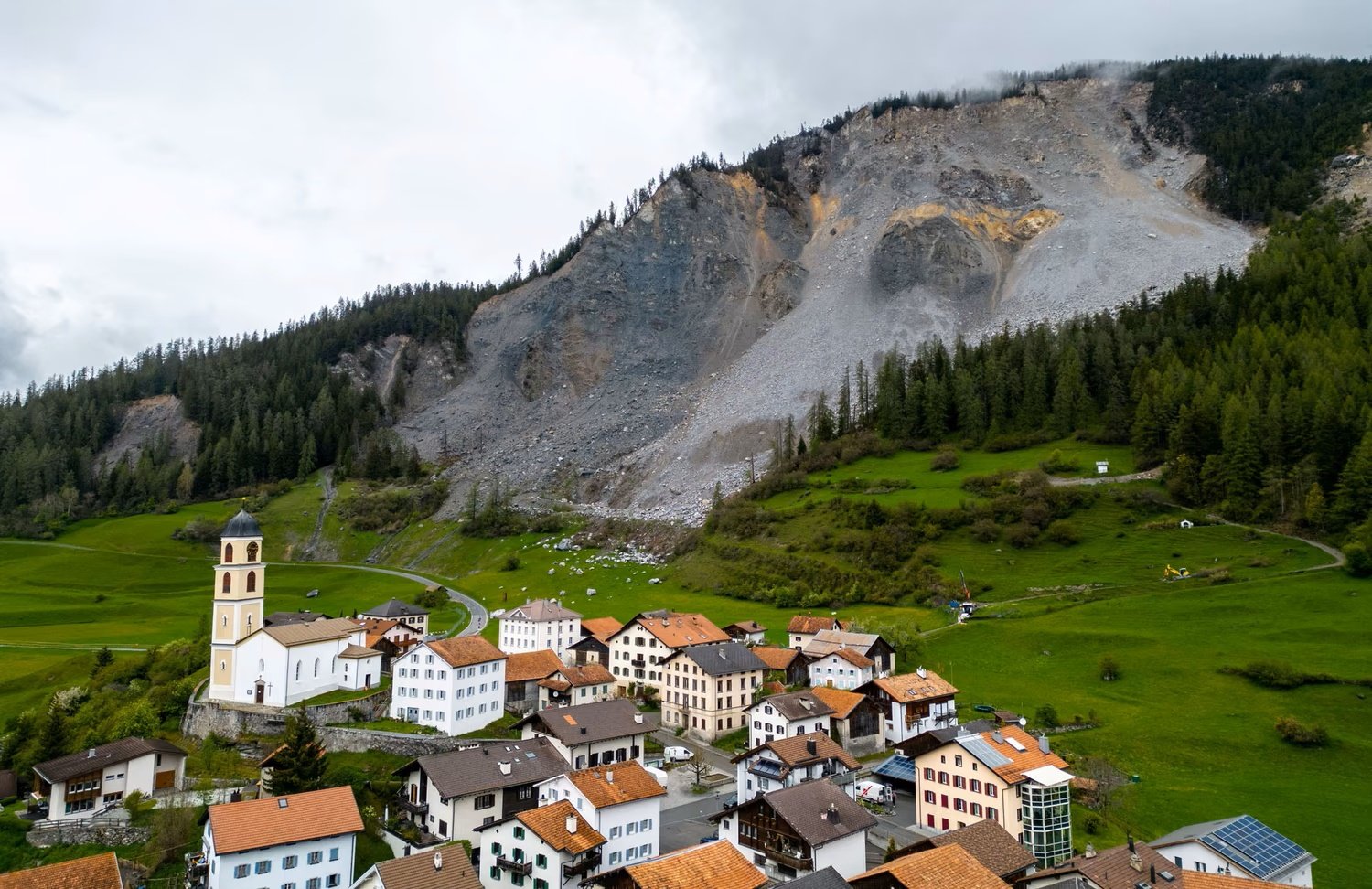 Chiêm ngưỡng “nóc nhà Châu Âu” đỉnh Jungfrau - niềm tự hào của người Thuỵ Sĩ