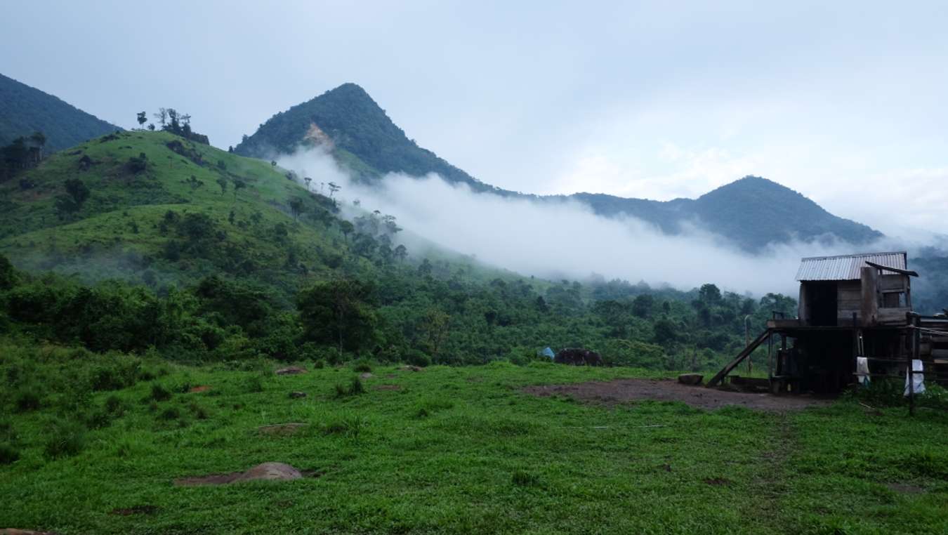 Tà Giang - Exploring the Rocky Valley