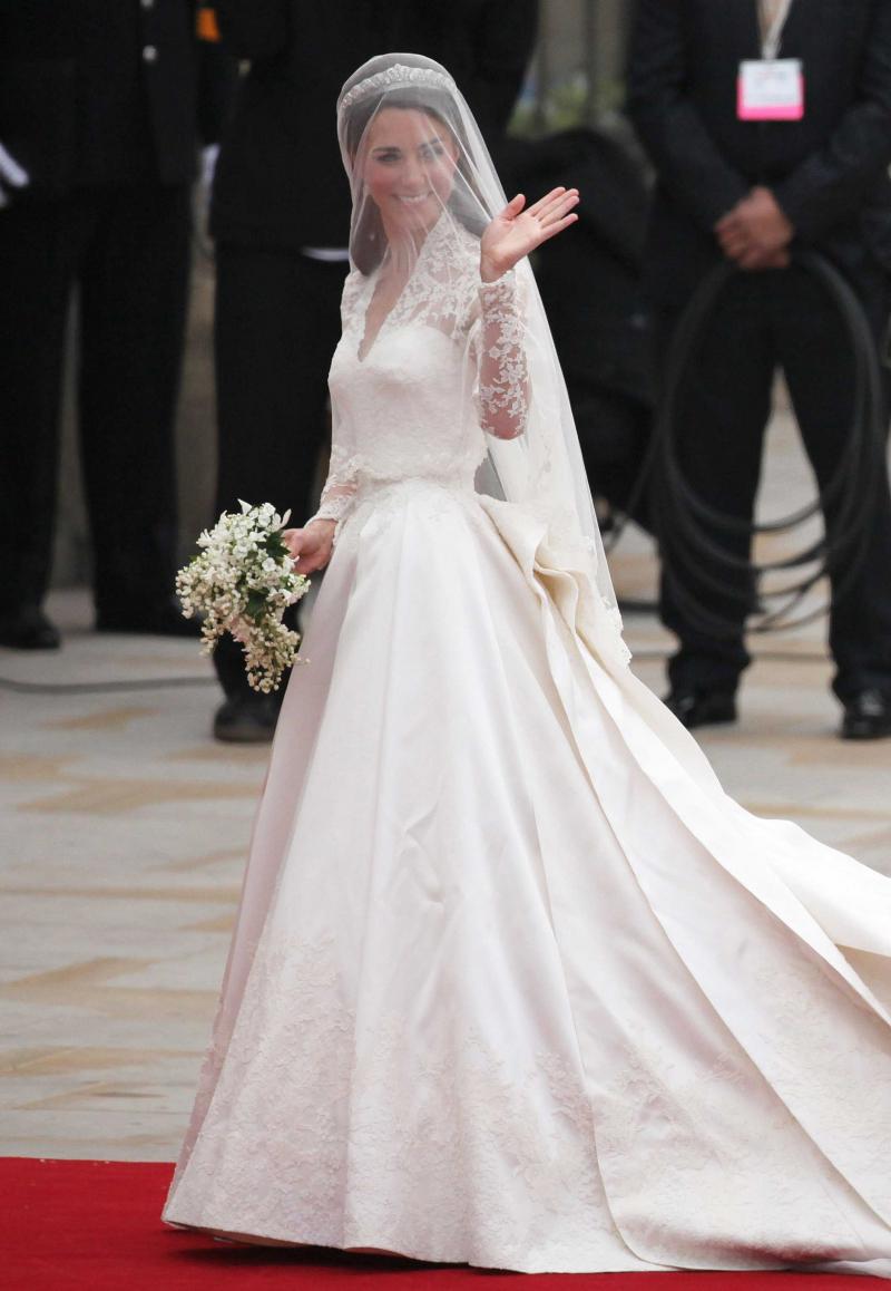 Celeb brides who wore Alexander McQueen like Kate Middleton: Serena  Williams, Kate Winslet, more | HELLO!