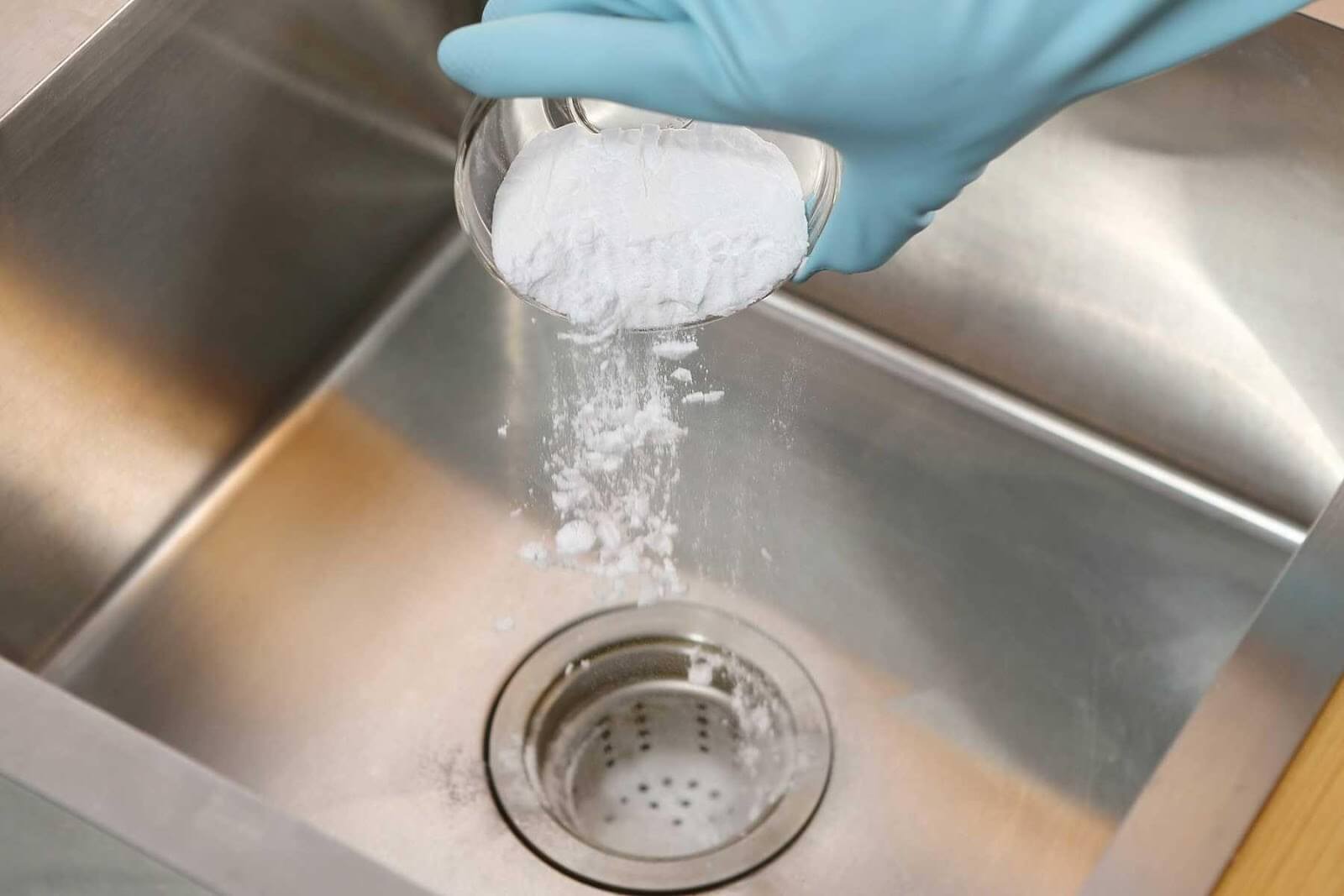 Discover the top 10 most powerful drain cleaners available today at Mytour