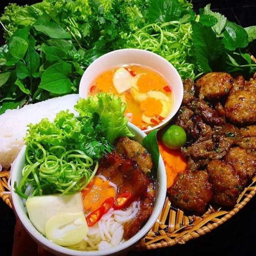 Discover the Top 13 Bun Cha Restaurants in Hanoi Mytour