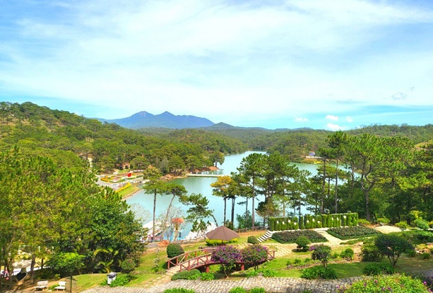 Dalat Love Valley – Ideal Destination for Romantic Souls - ALONGWALKER