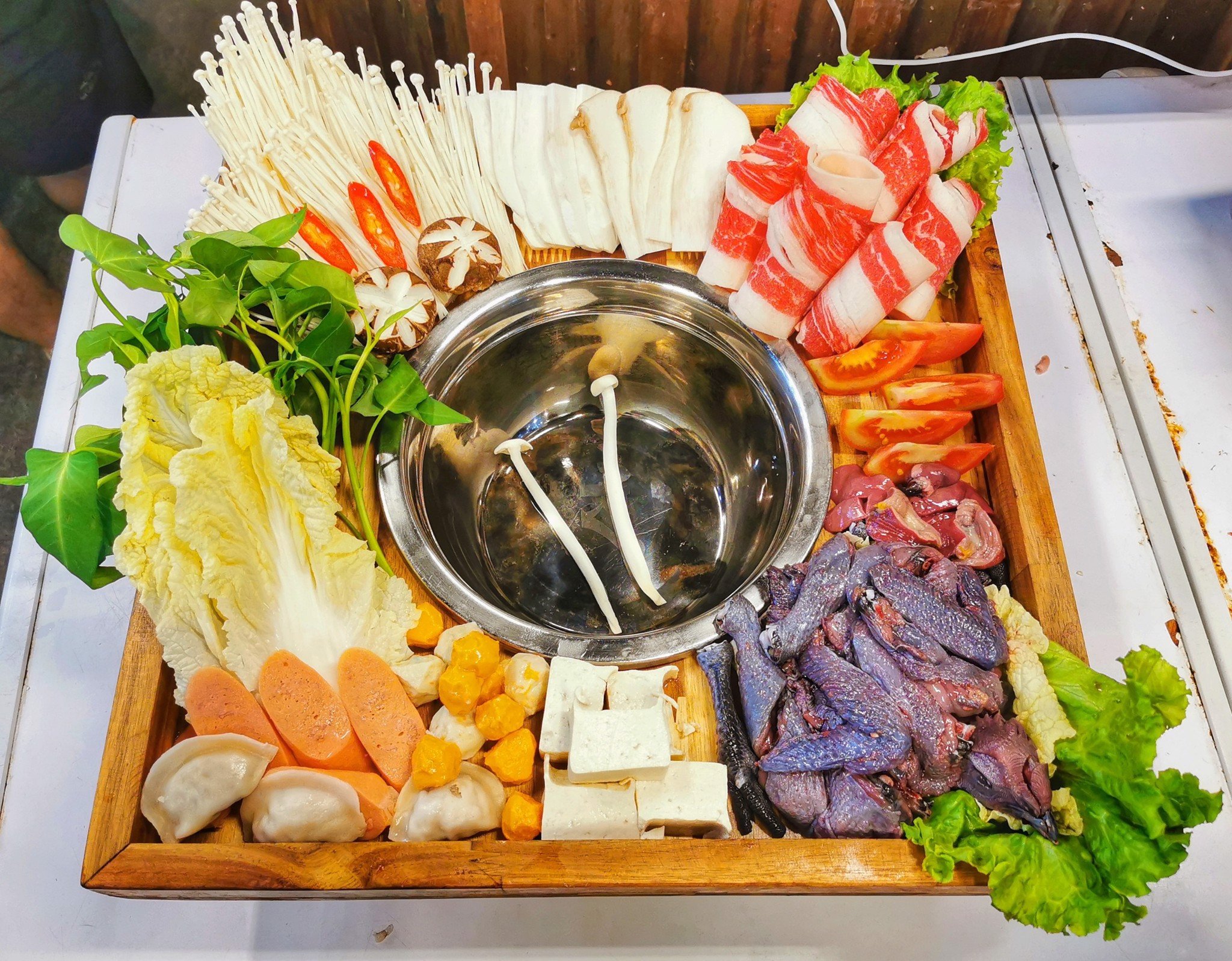 Wang Wang Văn Quán Rich Hotpot, Irresistible Grills Mytour