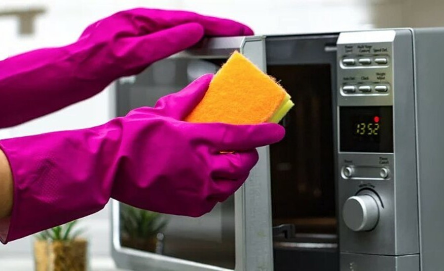 Simple and Effective Microwave Odor Removal