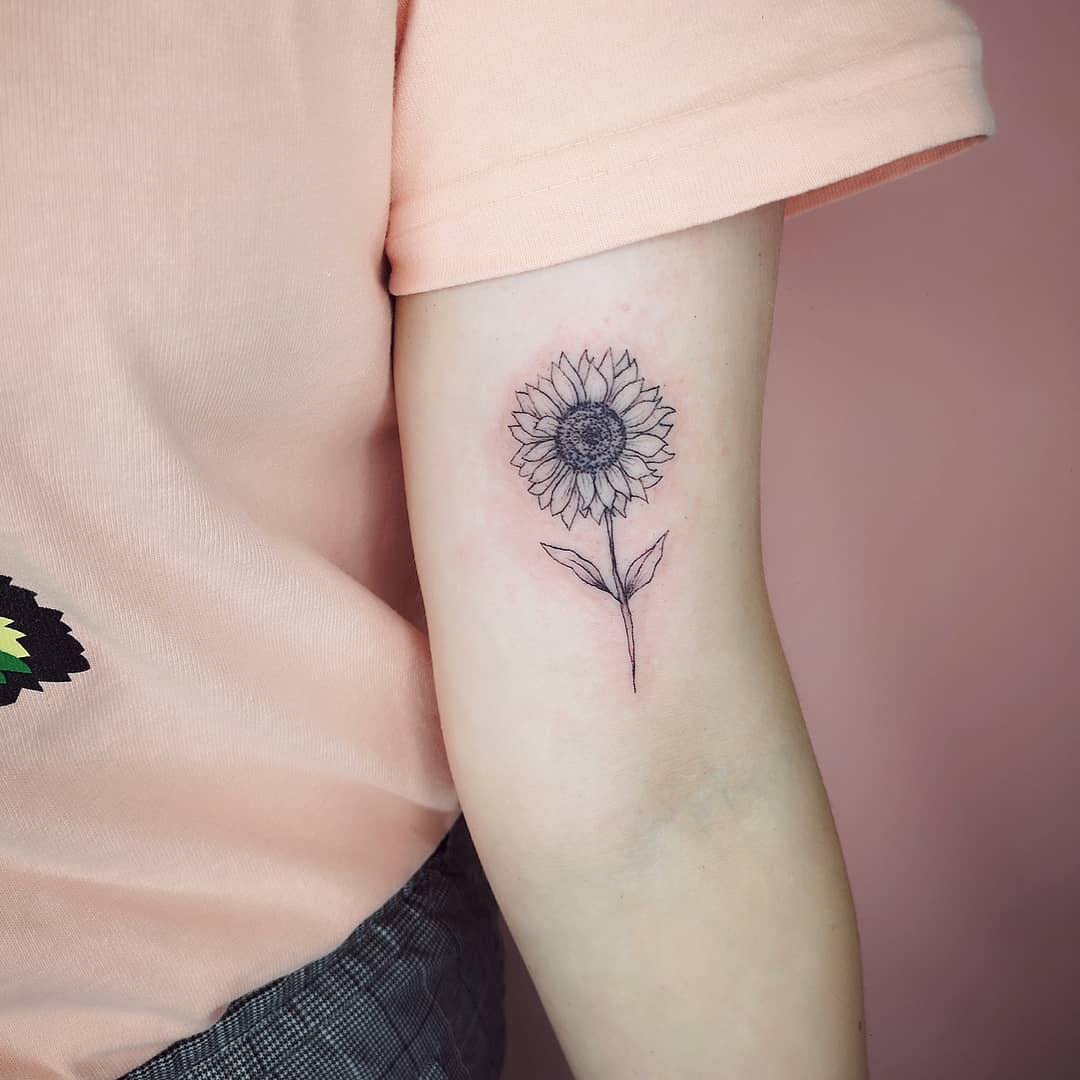 40 Gorgeous Sunflower Tattoo Ideas & Meaning -The Trend Spotter