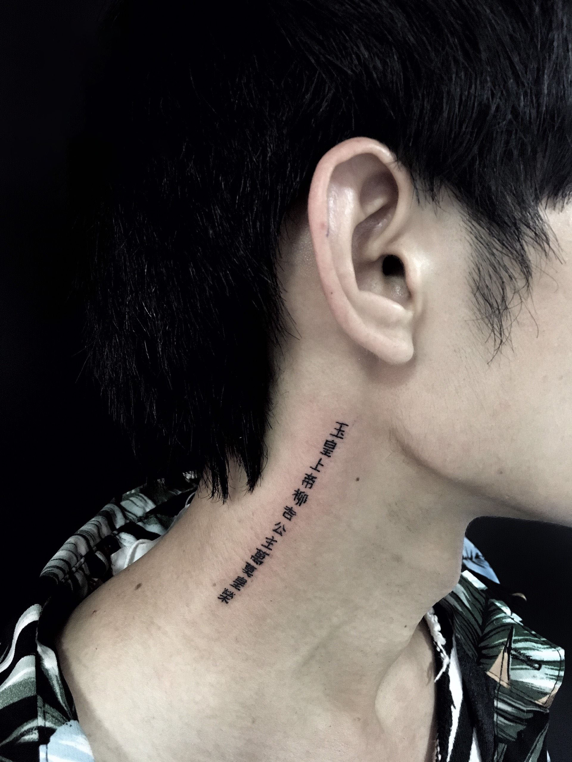 Hình Xăm Chữ Believe In Yourself [188+ Tattoo Tiếng Anh Đẹp]