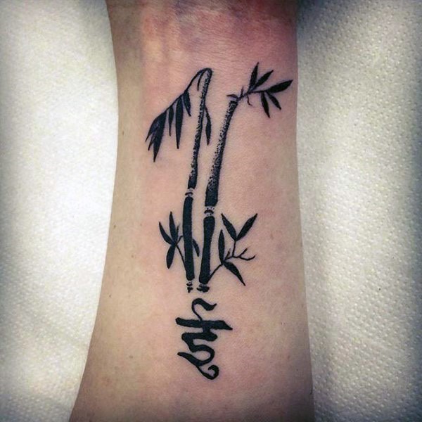 Bamboo Tattoo, Pflanzen Tattoo, Oberarm Tattoo, klein Tattoo, linework  tattoo, dotwork tattoo, tattoo inspiration, … | Pflanzen tattoo, Tattoo  ideen, Oberarm tattoo