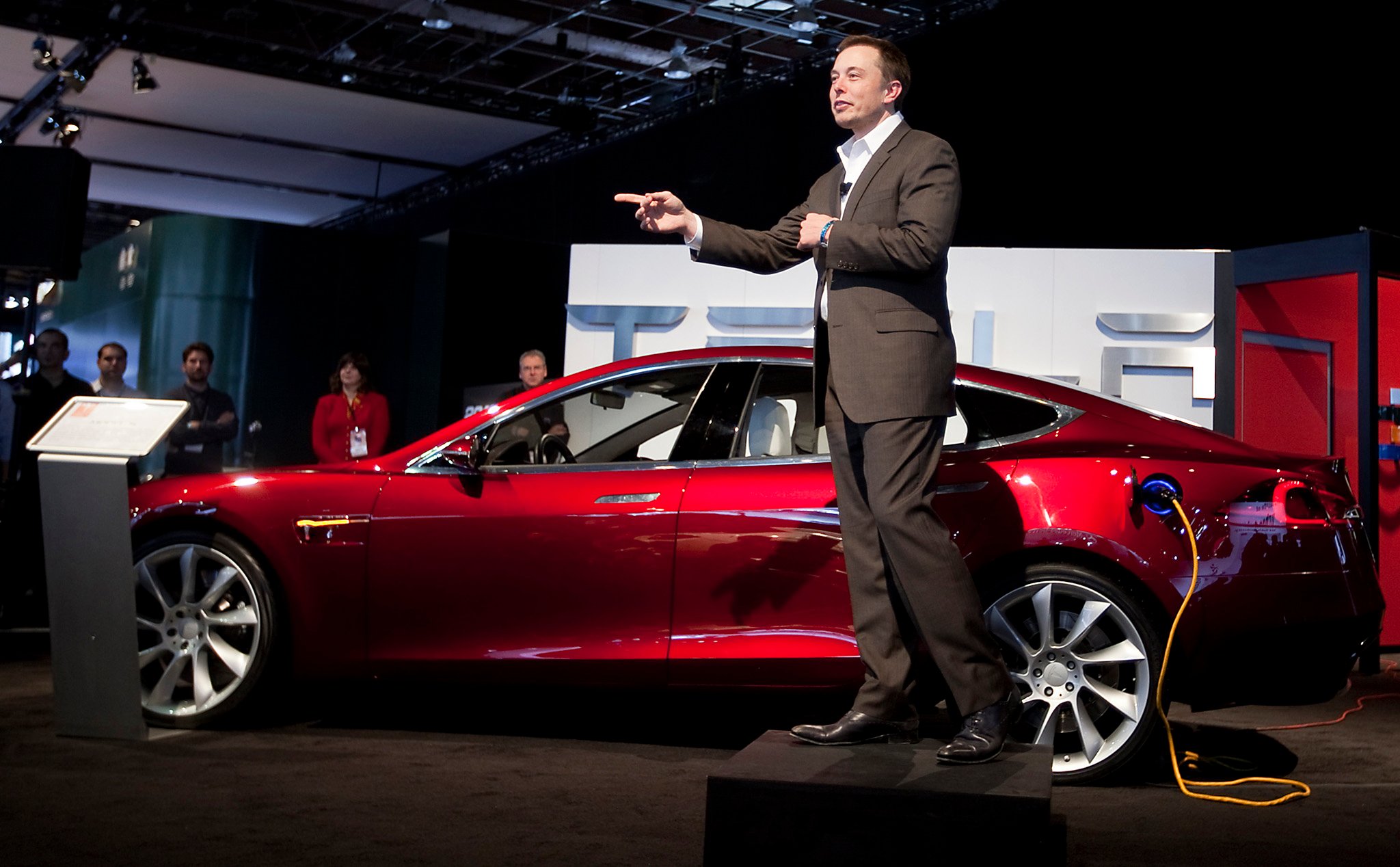 Elon Musk không là người sáng lập Tesla