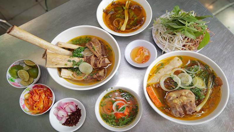 Top 10 quán bún bò thơm ngon không thể bỏ qua ở quận 10